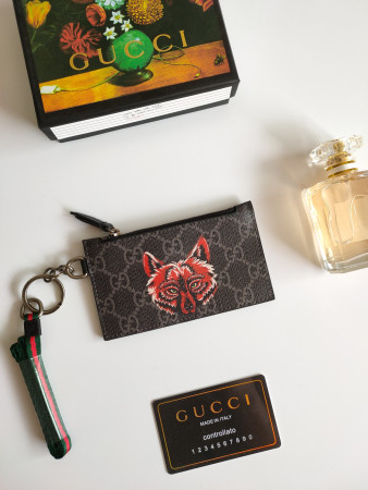 G*u*i gg  card case wallet