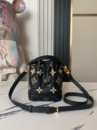LV M46292 Nano Noé 5.1 x 6.3 x 3.9 inches