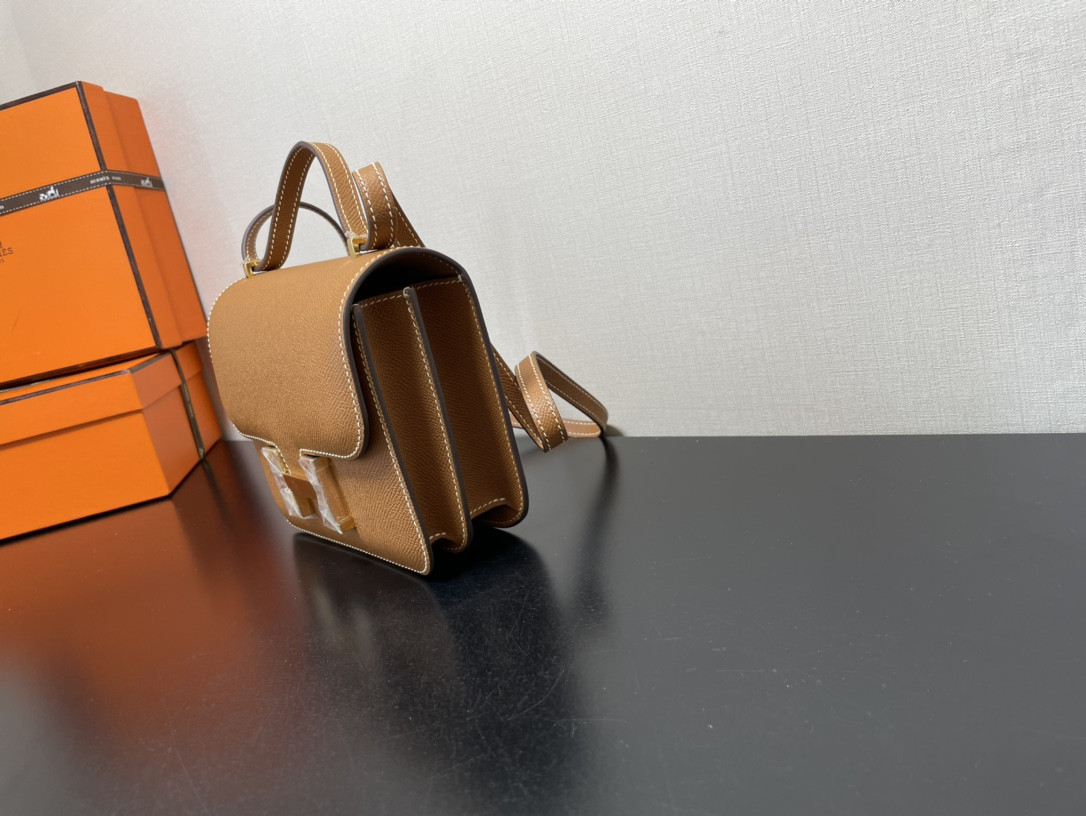 H**mes constance 24  epsom leather gold hardware 9.4"x5.9"x3"