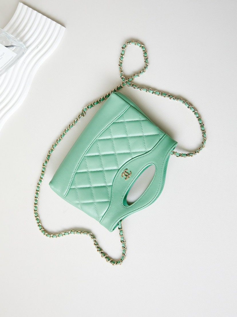 Ch*el 31 nano bag 17.5x20x5cm