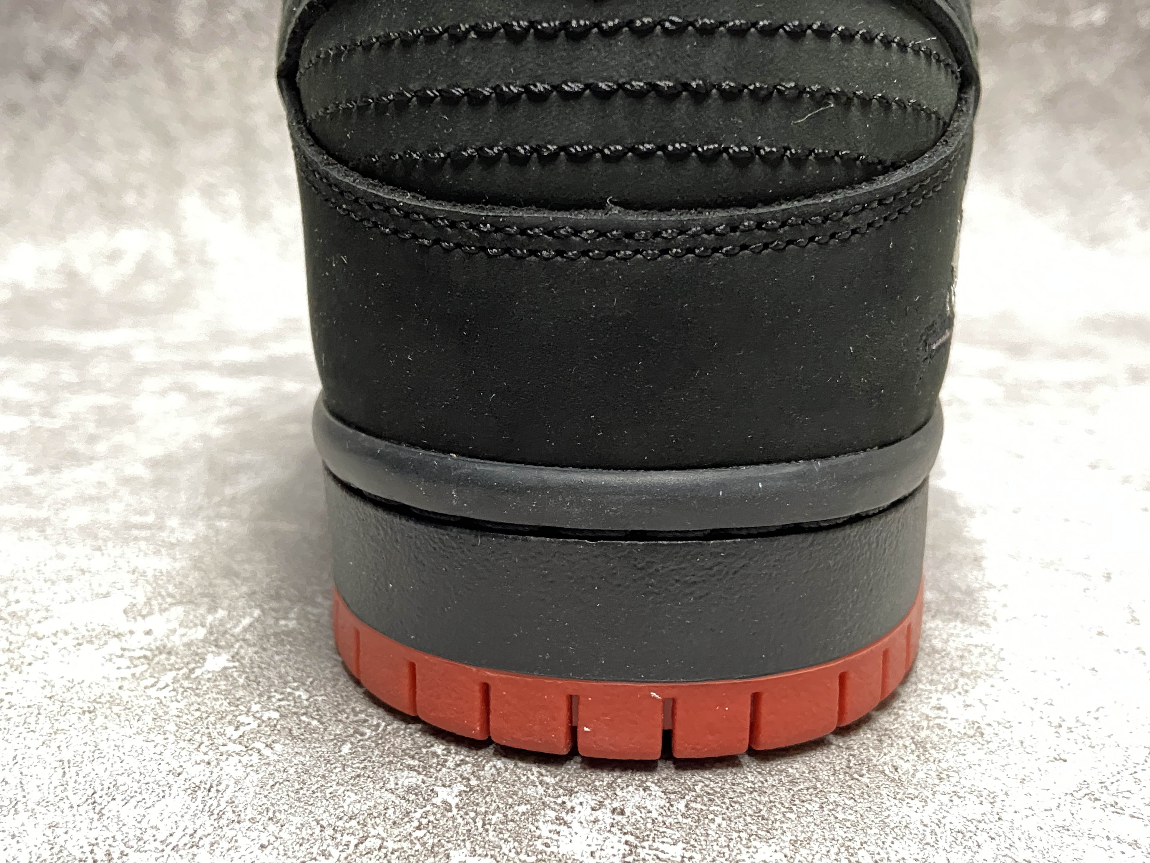 Nike SB Dunk Low Black Pigeon