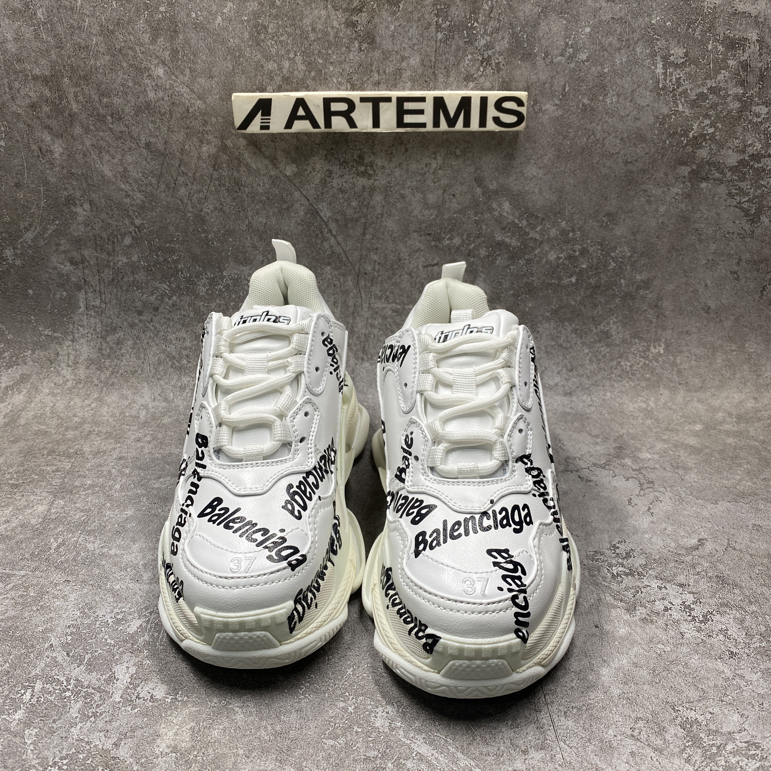 Balenciga Triple S Logotype Sneaker in White
