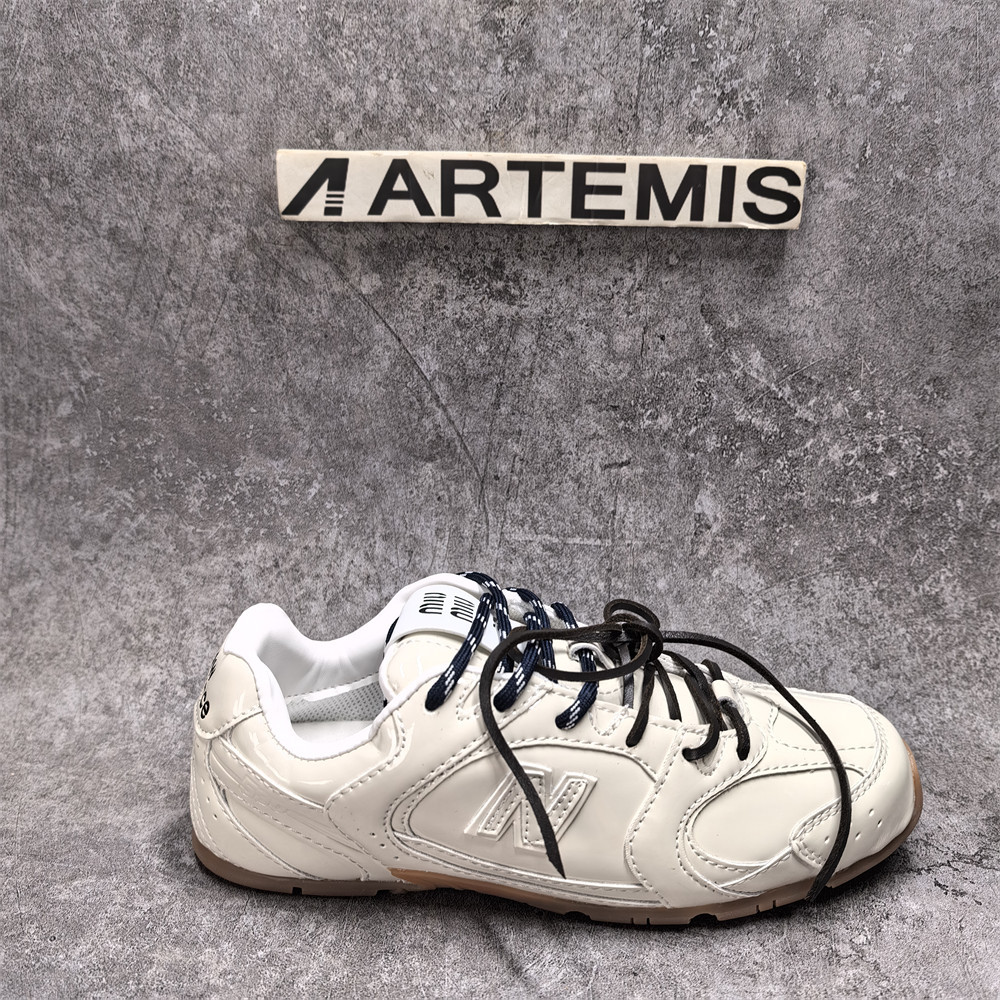 UA Miu Miu x New Balance 530 SL leather sneakers