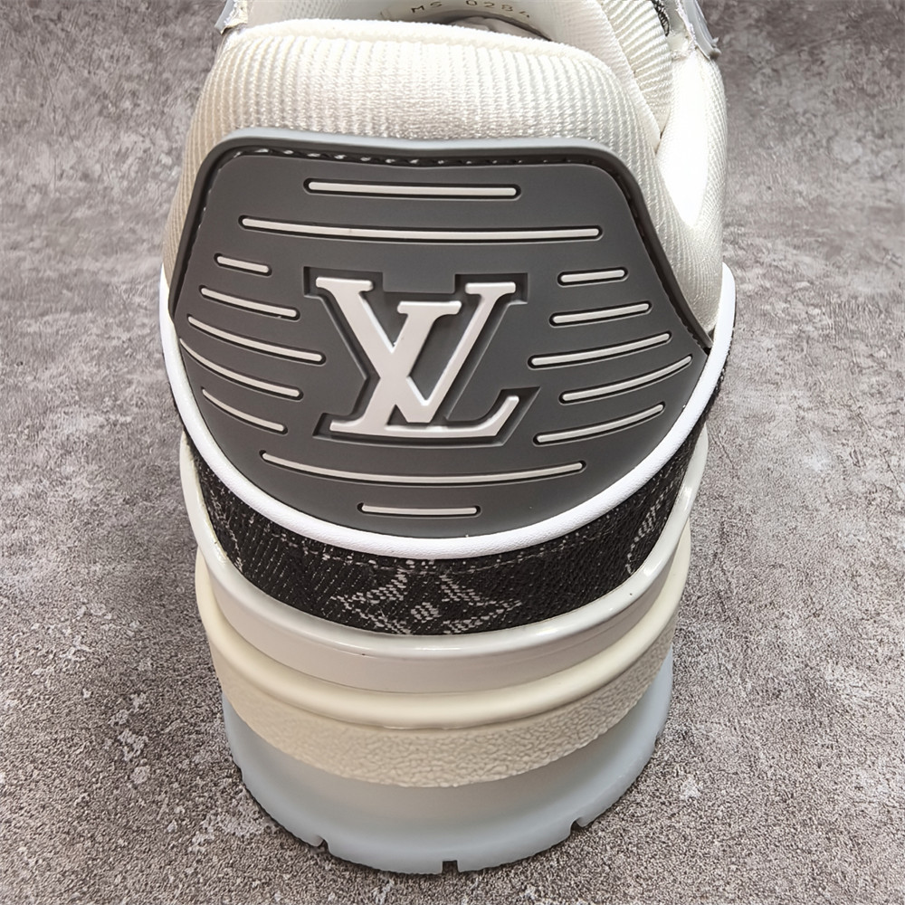 UA LV Trainer Sneaker