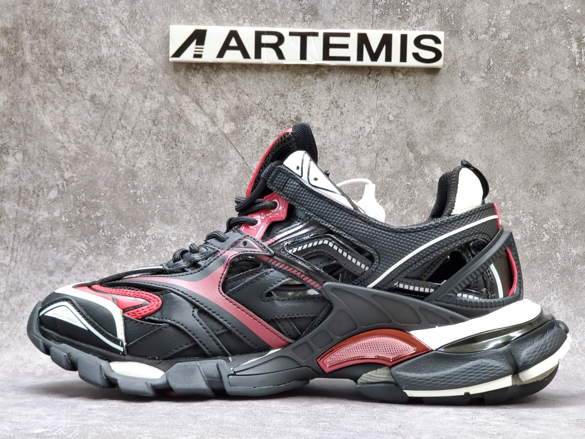 Balenciga Track 2 Trainer Black Red