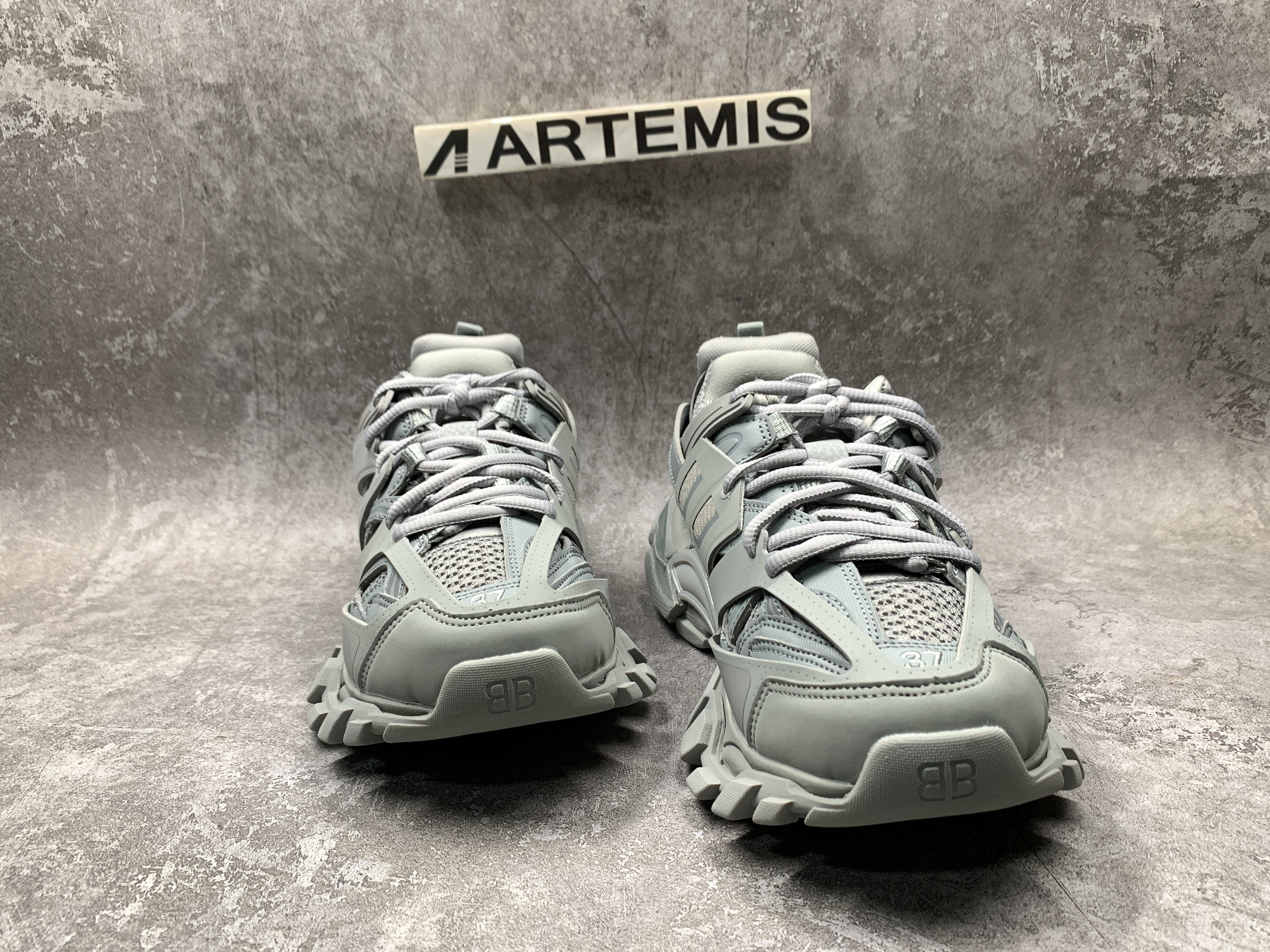 Balenciga Wmns Track Sneaker Grey