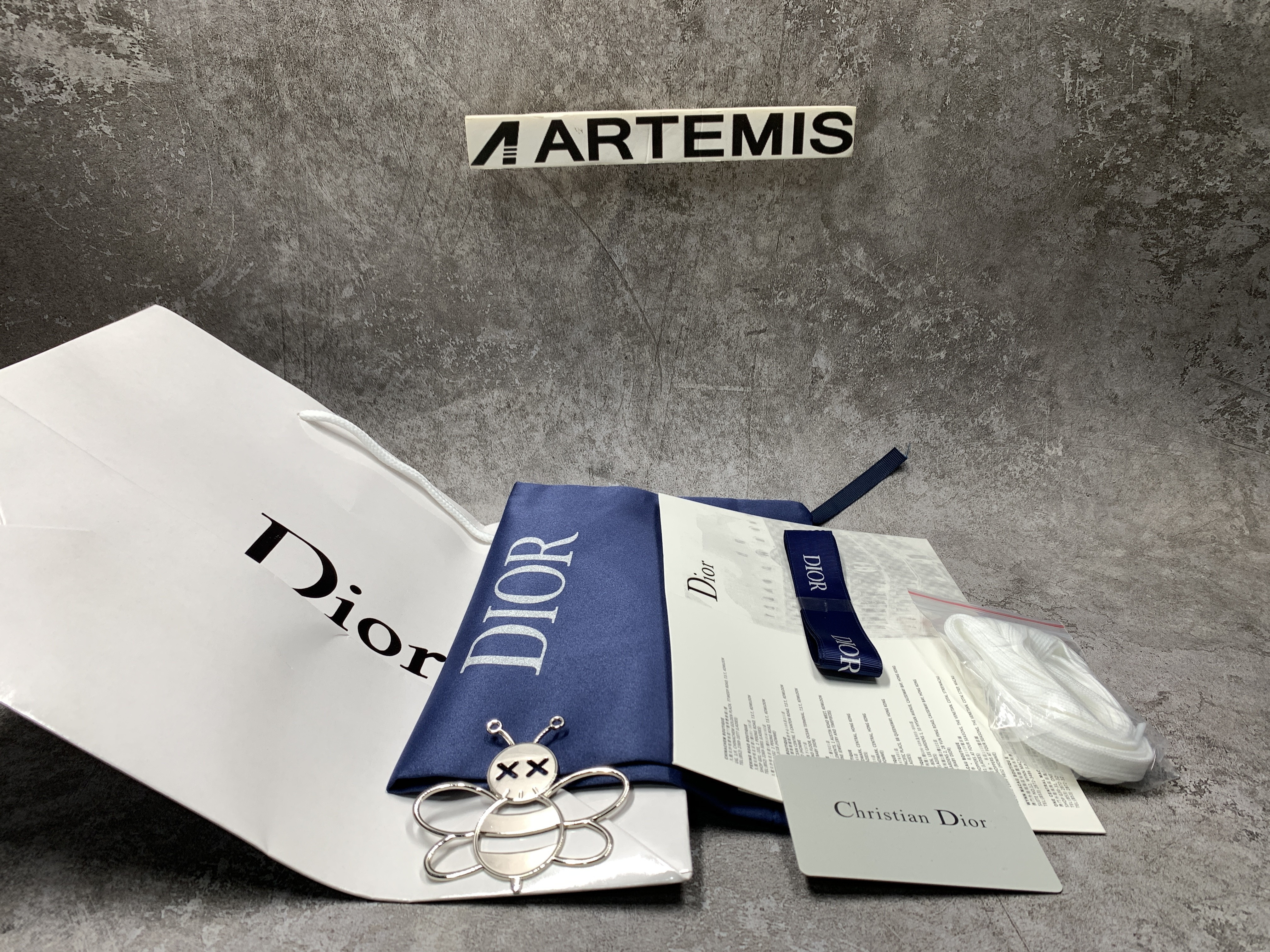 D*or b23 high blue black