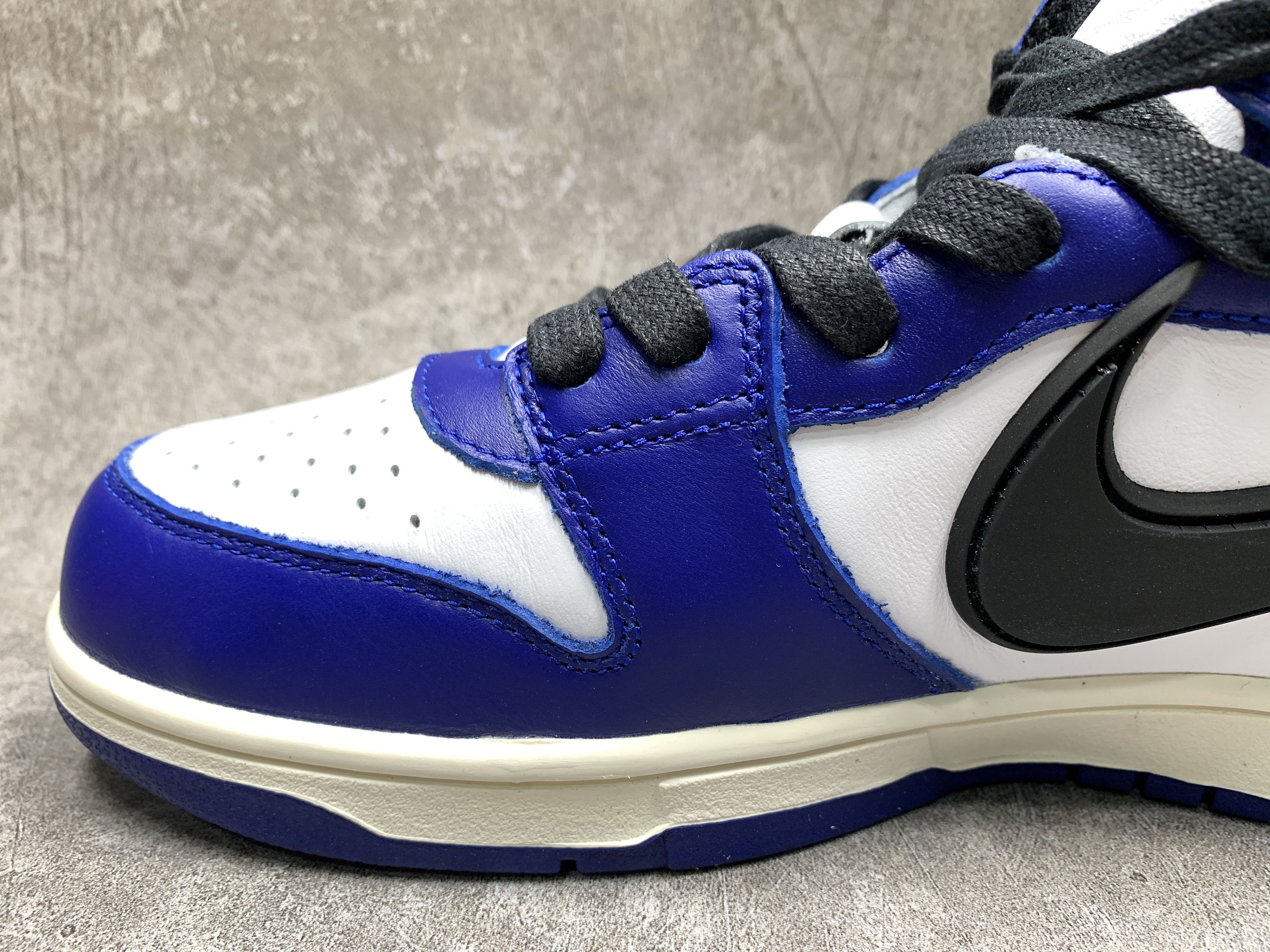 Nike Dunk High AMBUSH Deep Royal