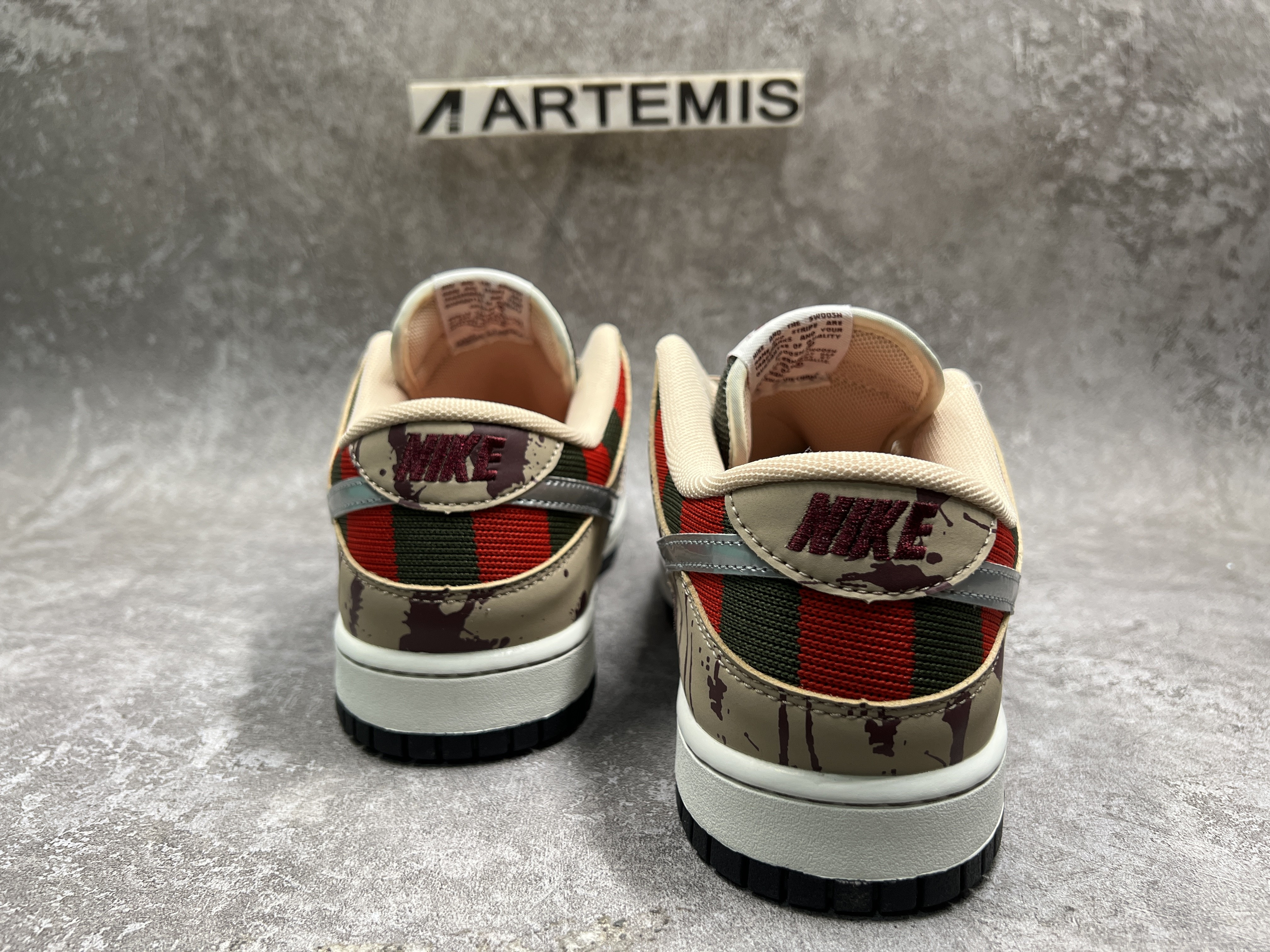 Nike Dunk SB Low Freddy Krueger