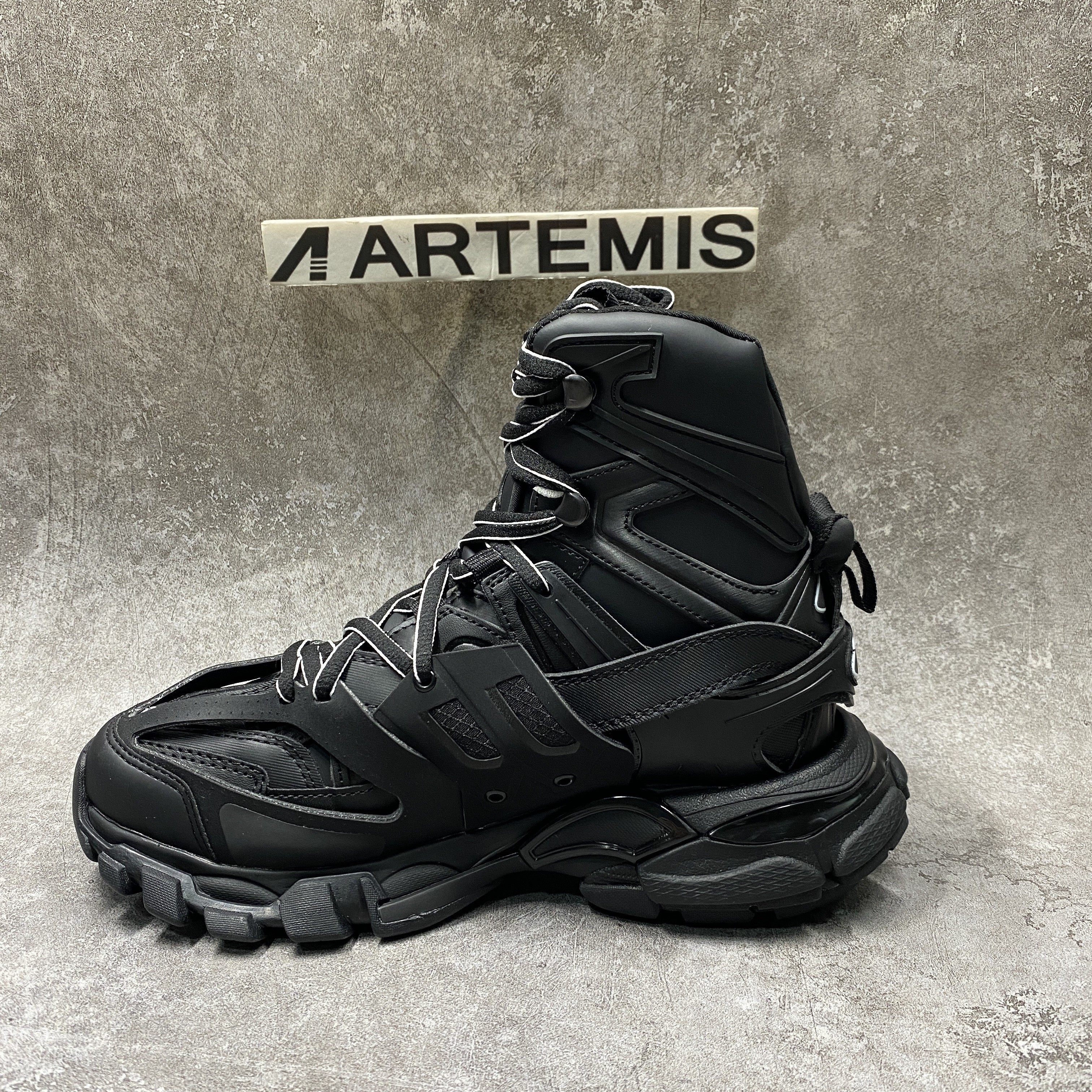 Balenciga Track Hike Black With Leather