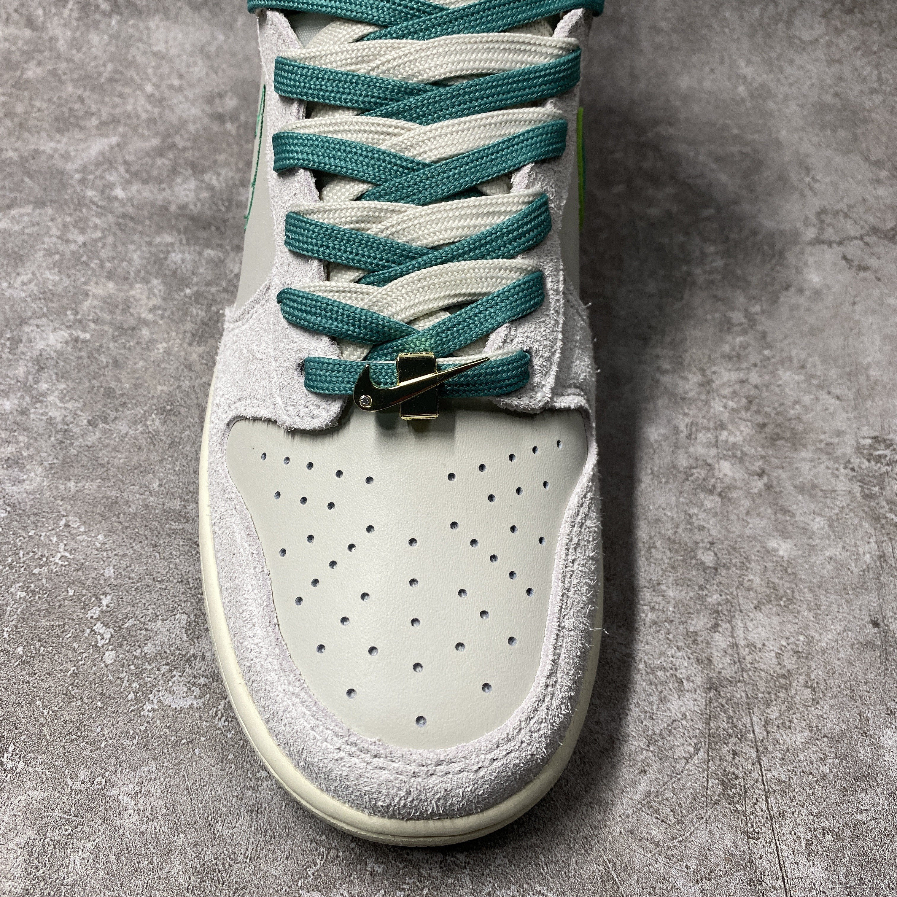 Nike Dunk High SE First Use Sail