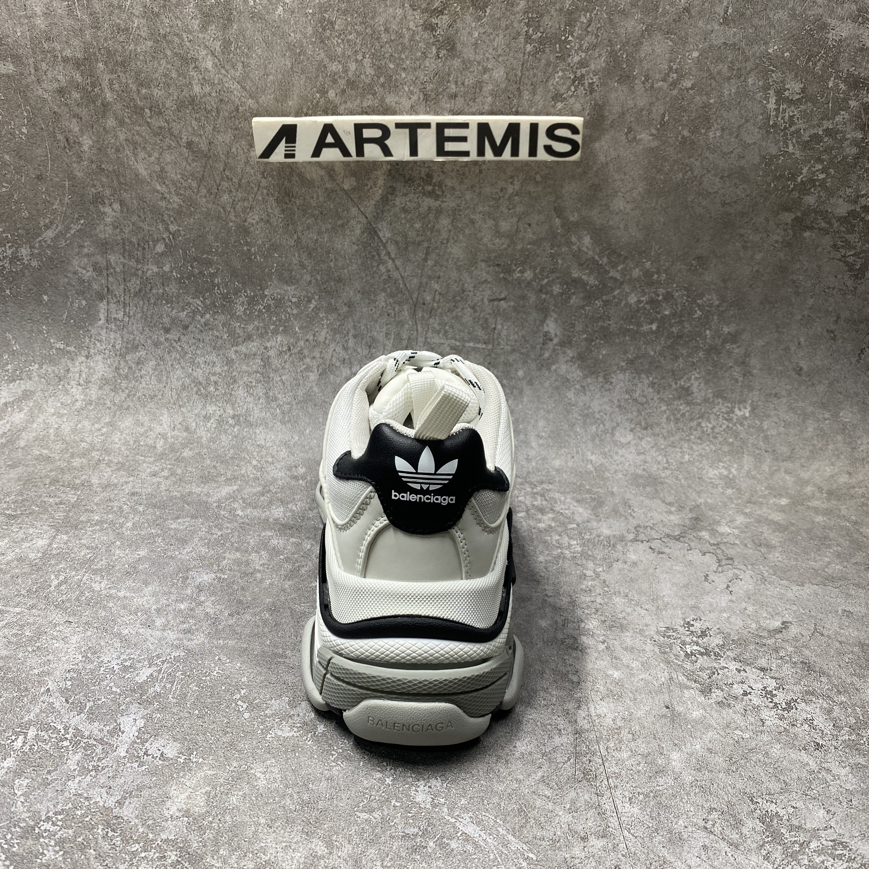 Ba*len*cia*ga triple s sneaker clearsole fluo black white