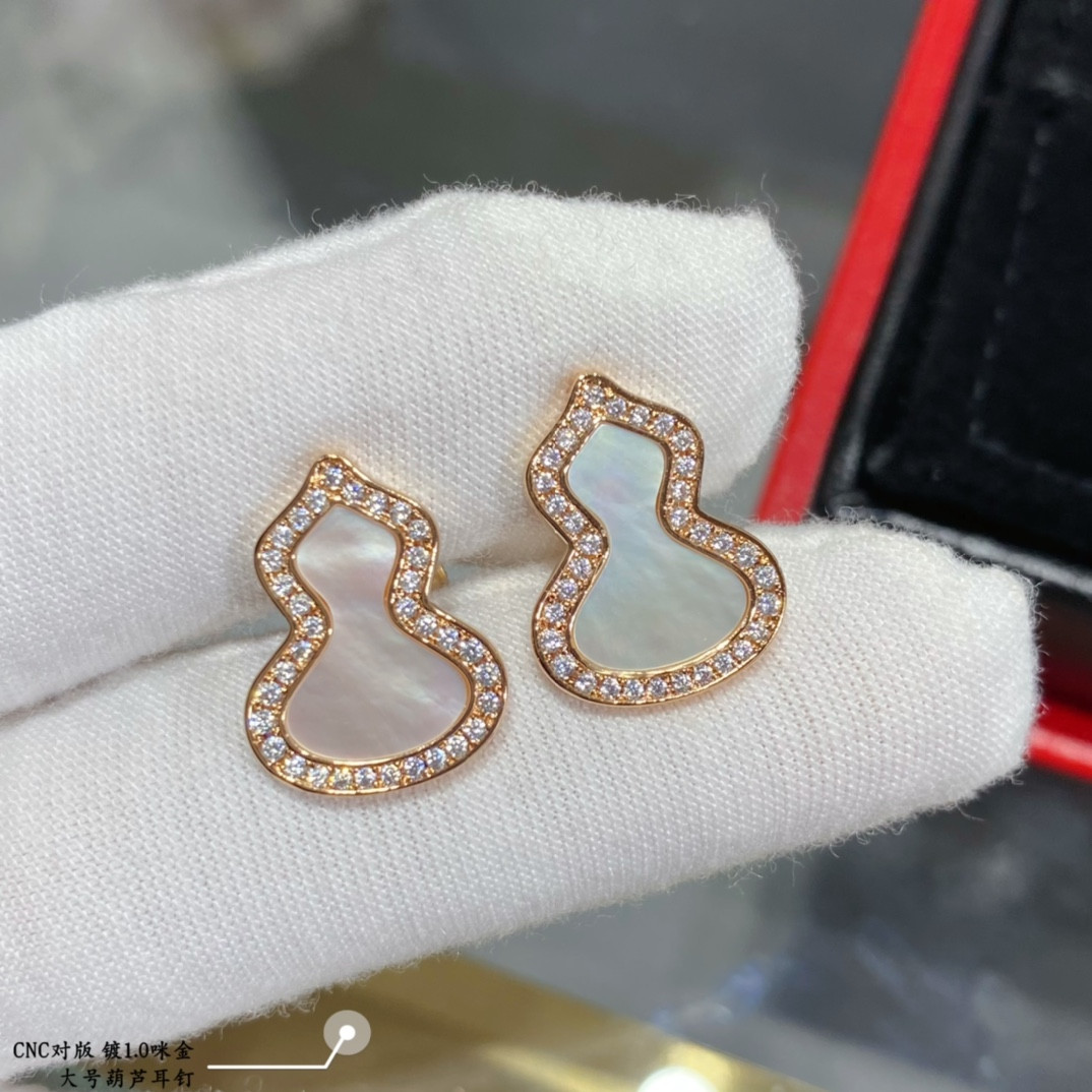 Qeelin Large Gourd Stud Earrings