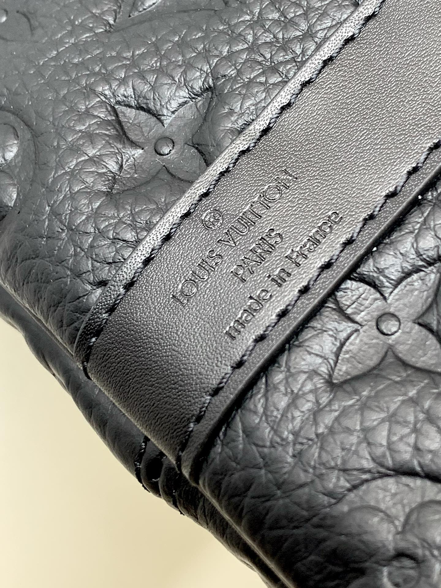 l0*is V*t0n keepall bandoulière 50 m59025