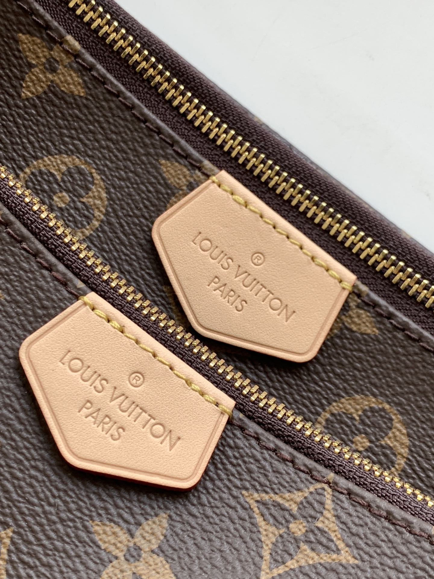 l0*is V*t0n m44840 multi pochette accessoires 9.4 x 5.3 x 1.6 inches