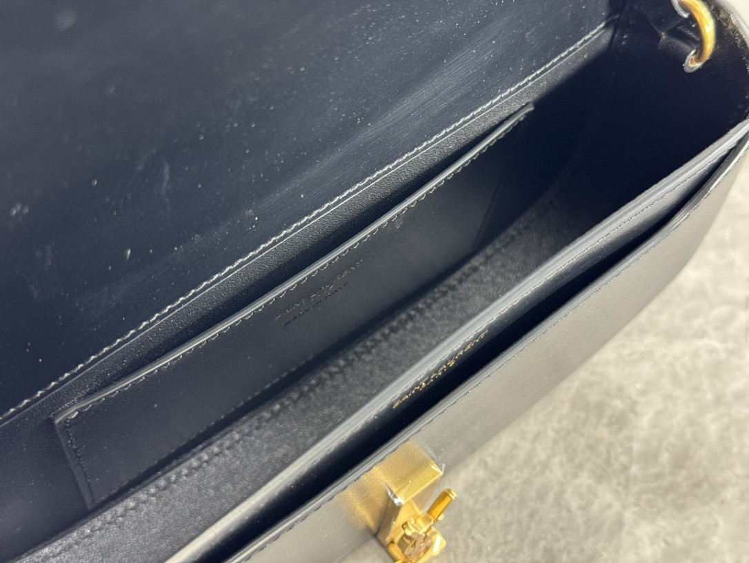 y*l mini voltaire in box Sa**t Lau*nt 8.3" x 4.3" x 1.8"