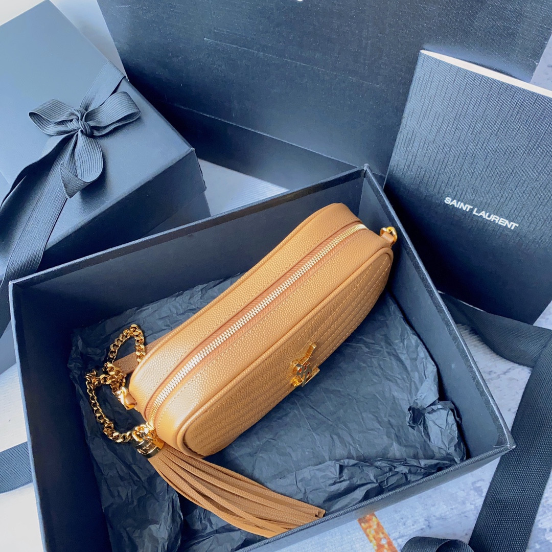 Y*L mini lou in quilted leather 7.5 x 4.1 x 2 inches