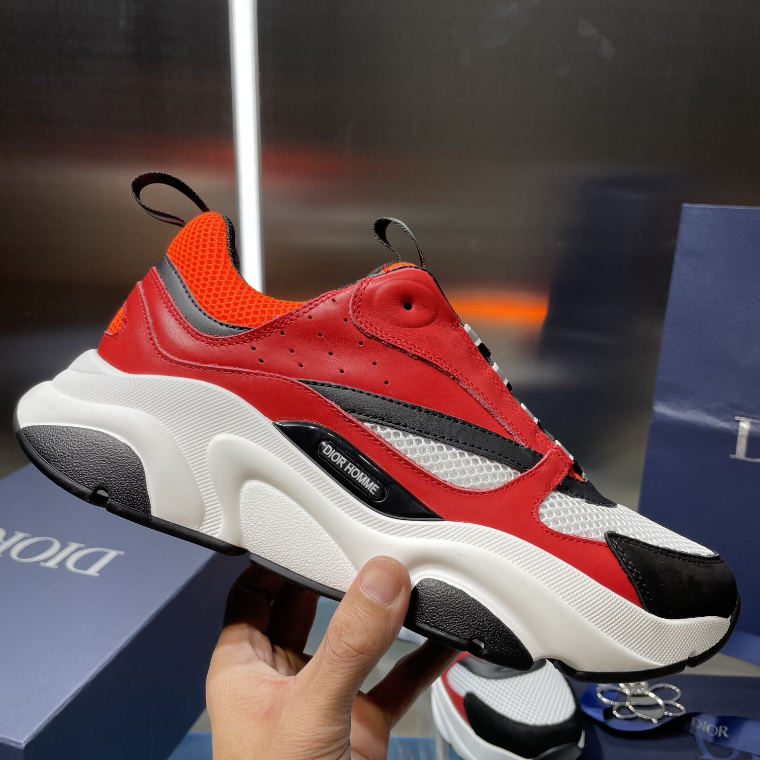 ua D*or b22 red sneaker