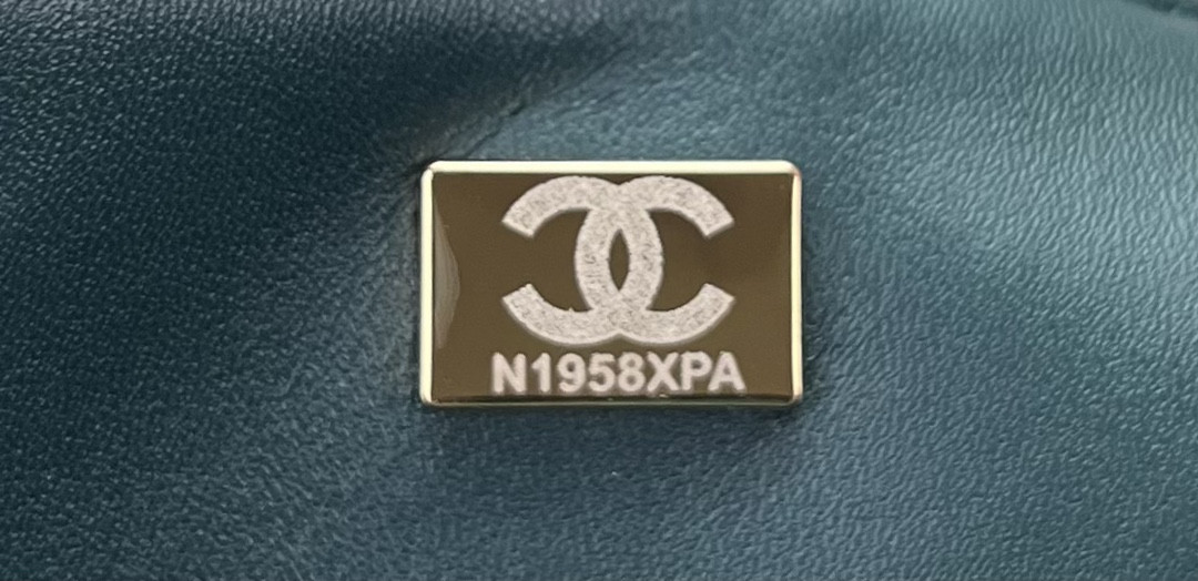 Ch*el mini classic 11.12 handbag tweed & gold-tone metal 4.7 × 7.8 × 2.3 in