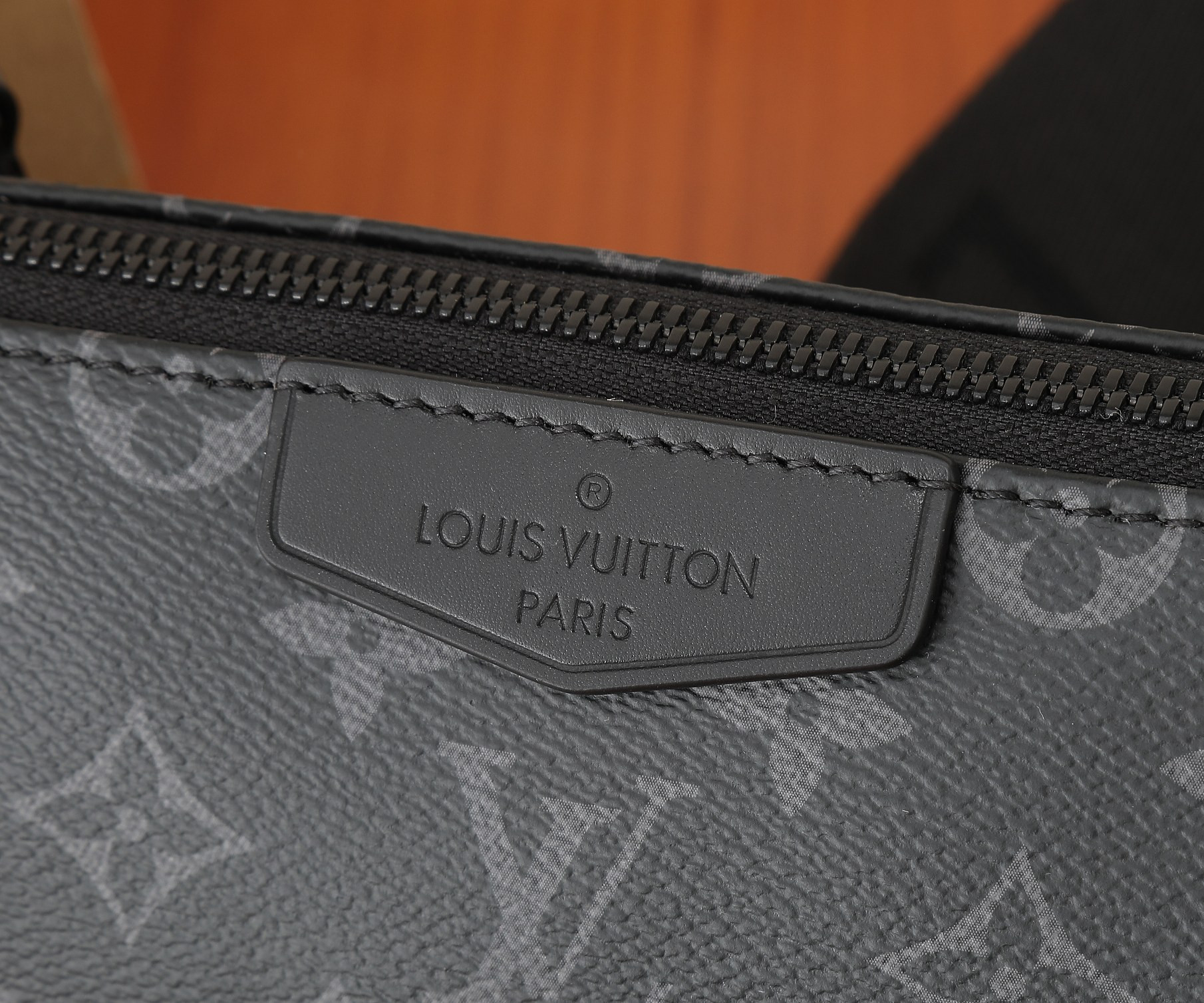 LV Pochette Accessoire XL M11741 11 x 6.5 x 3.5 inches