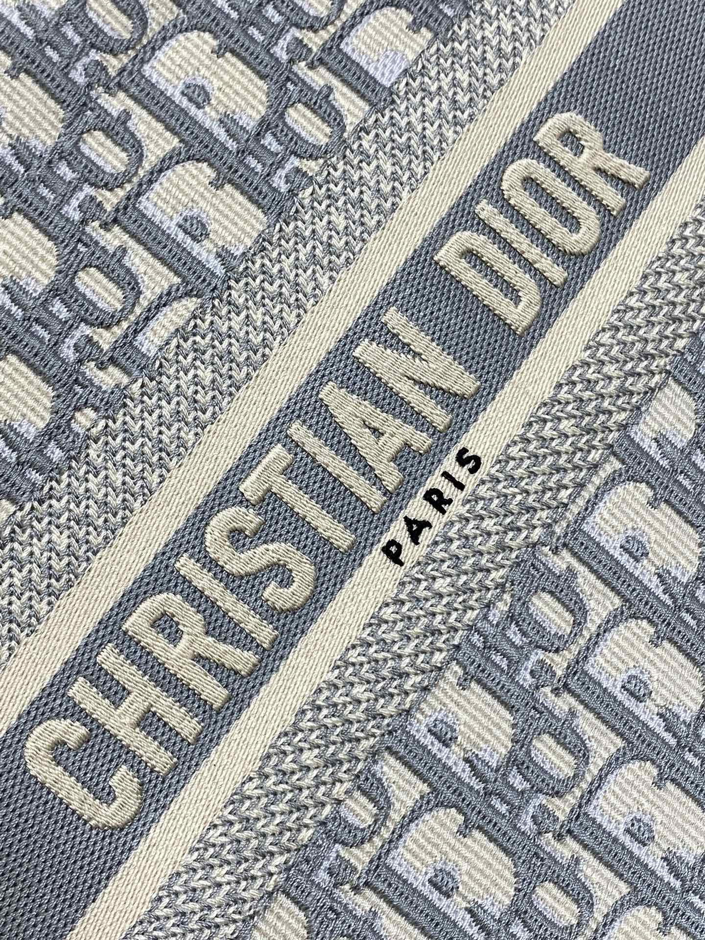 D*or small D*or book tote gray D*or oblique embroidery and calfskin 26.5 x 21 x 14 cm