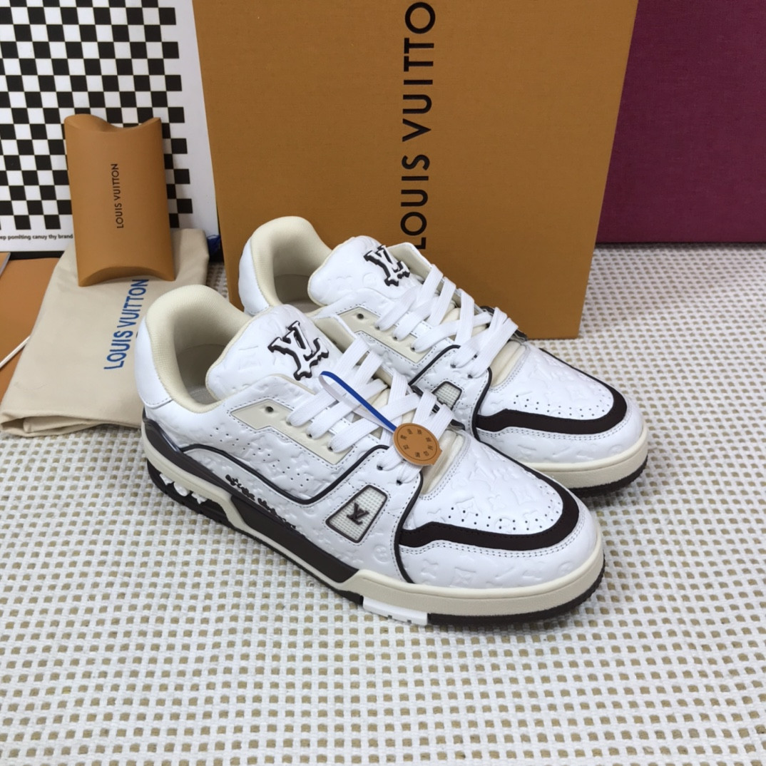 UA LV Trainer Sneaker