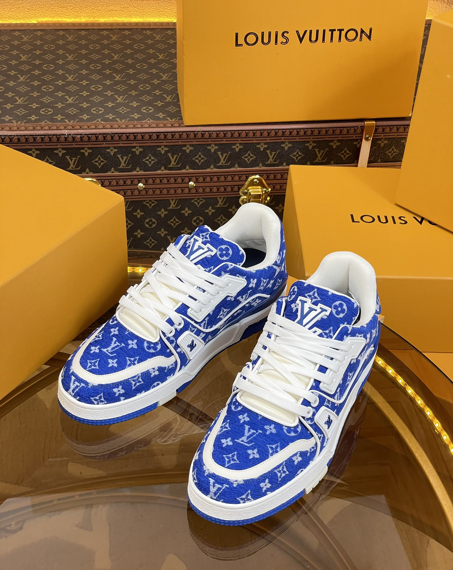 UA LV Trainer Sneaker