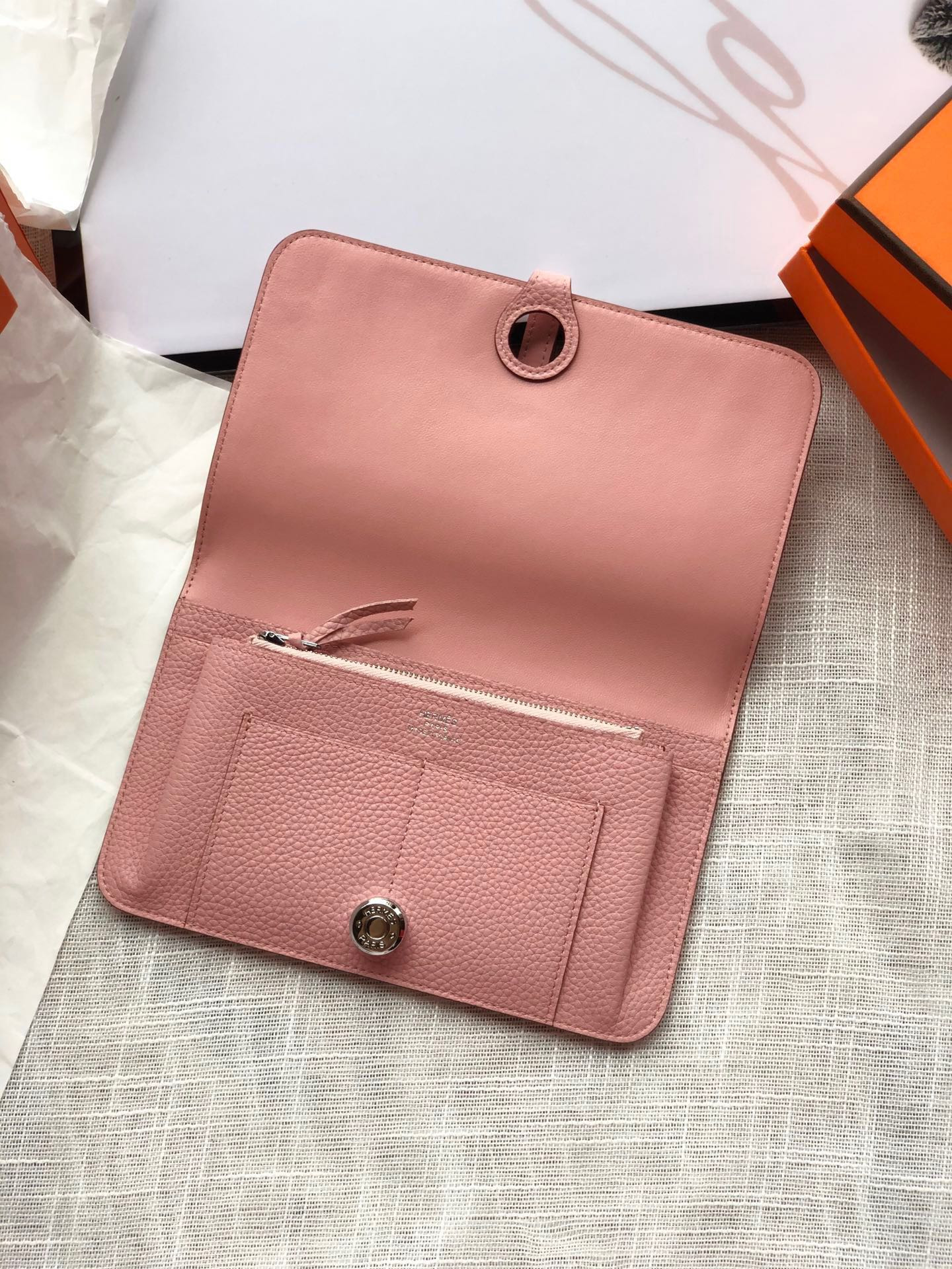 H**me5 dogon duo wallet 20.1cm