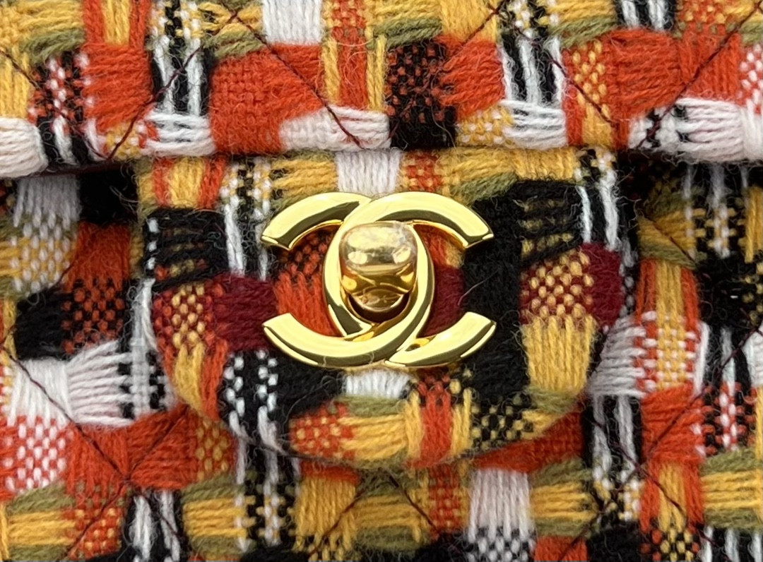 Ch*el classic flap bag 20cm