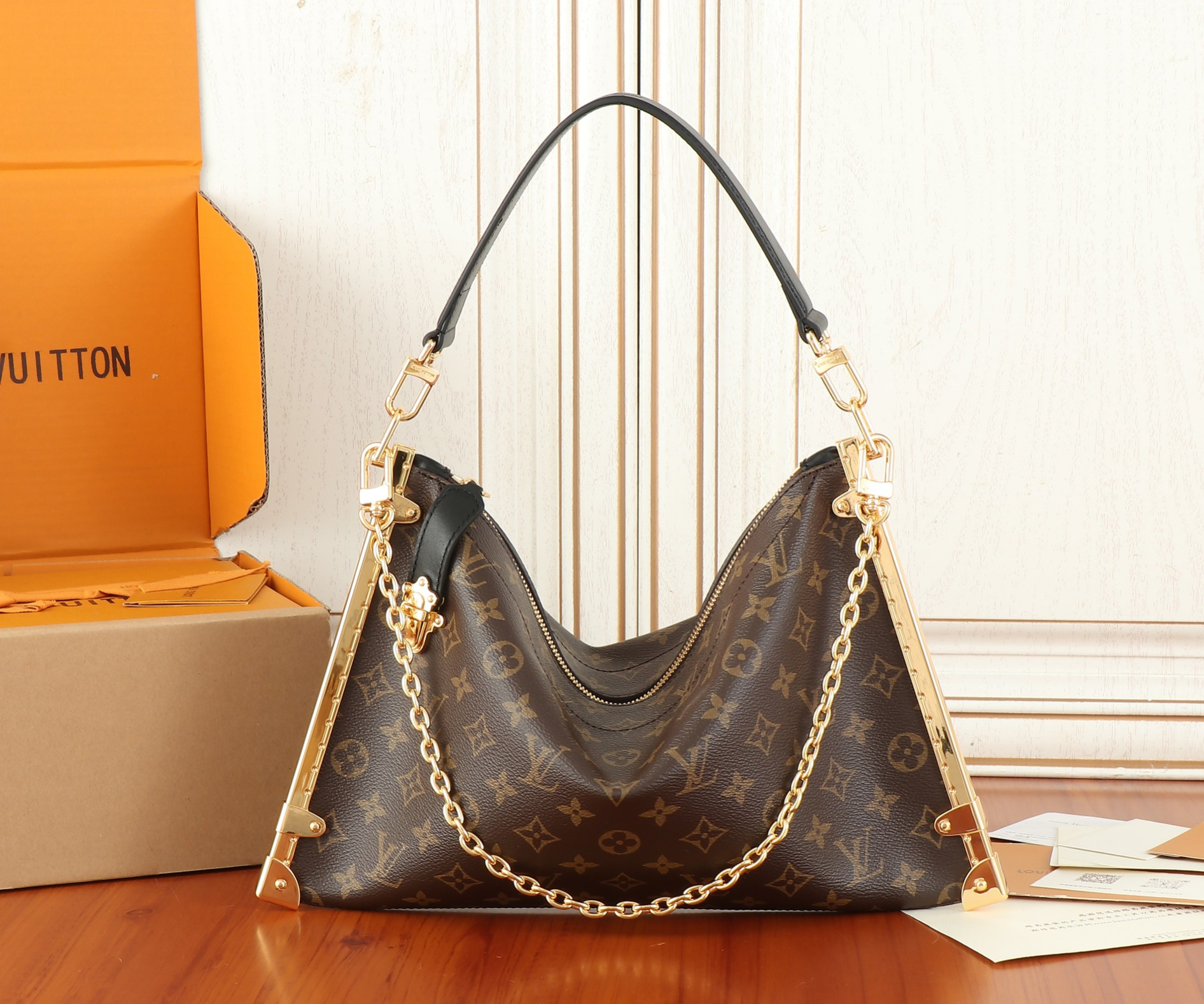 LV lucky Trunk M12075 38 x 23 x 1cm