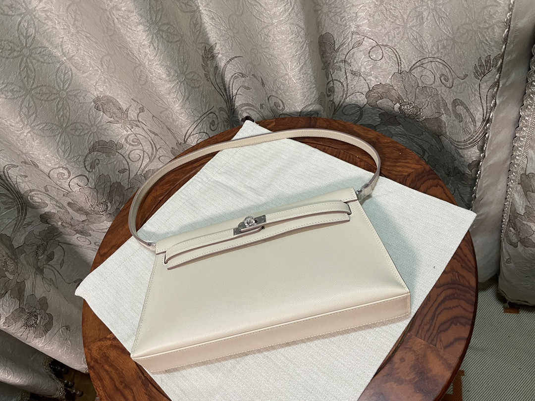 H**me5 kelly elan epsom16x27.8x4cm