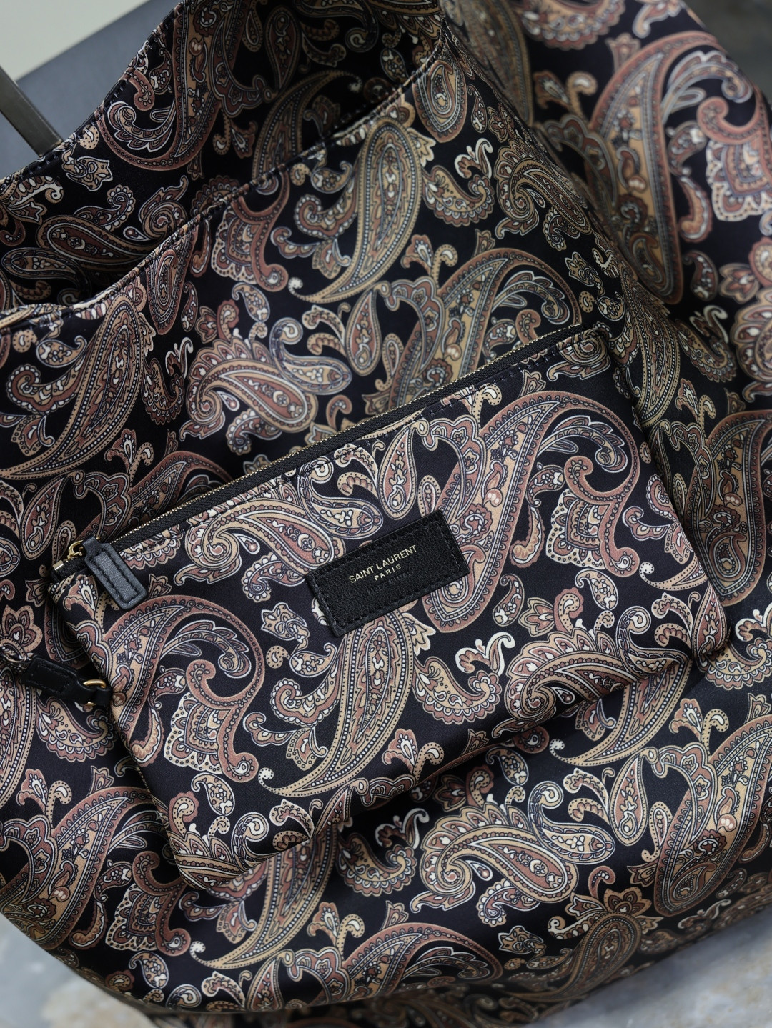 Y*L amalia (silk twill) 42x50x1cm