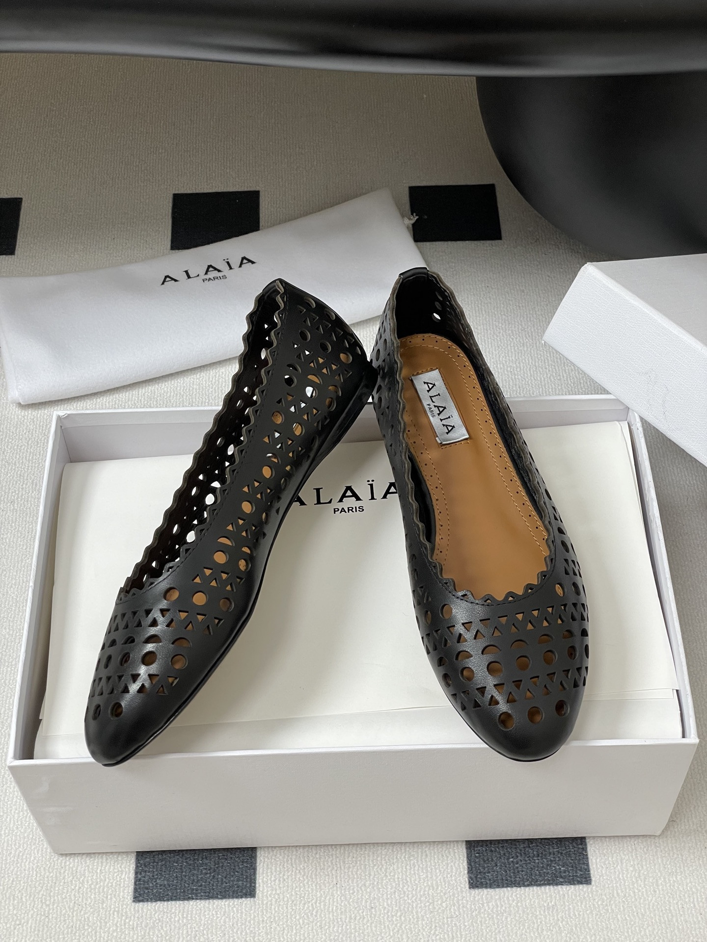 UA Alaïa Laser-cut Leather Ballet Flats(Customized Size 7-10 days production time)